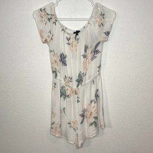 Kendall & Kylie Women's Floral Short Sleeve Romper